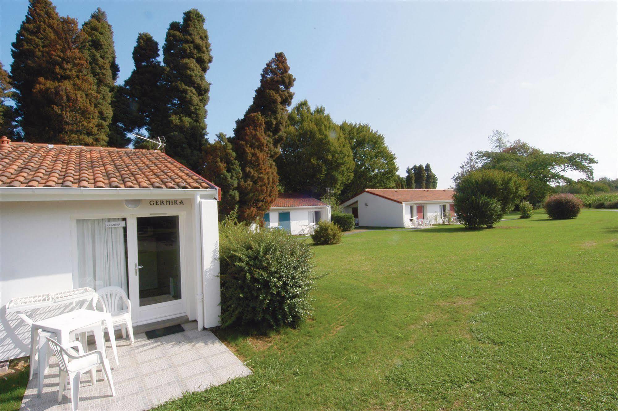 Club Decouverte Vacanciel Cambo Les Bains Hotel Exterior photo